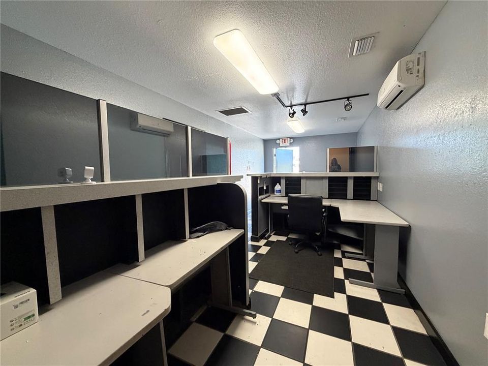 待售: $330,000 (0 贝兹, 0 浴室, 0 平方英尺)