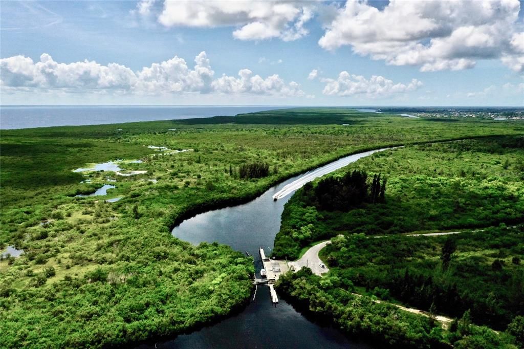 На продажу: $49,995 (0.29 acres)