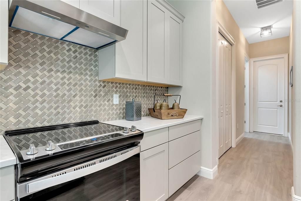 En Venta: $579,900 (3 camas, 2 baños, 2505 Pies cuadrados)