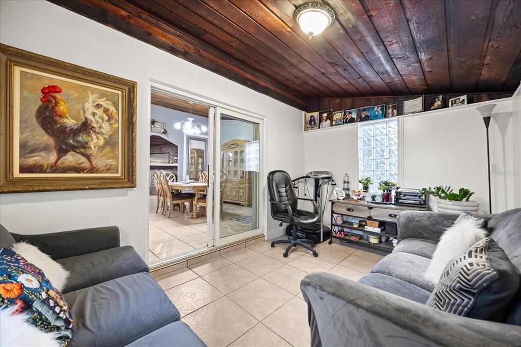 For Sale: $1,300,000 (4 beds, 3 baths, 1692 Square Feet)