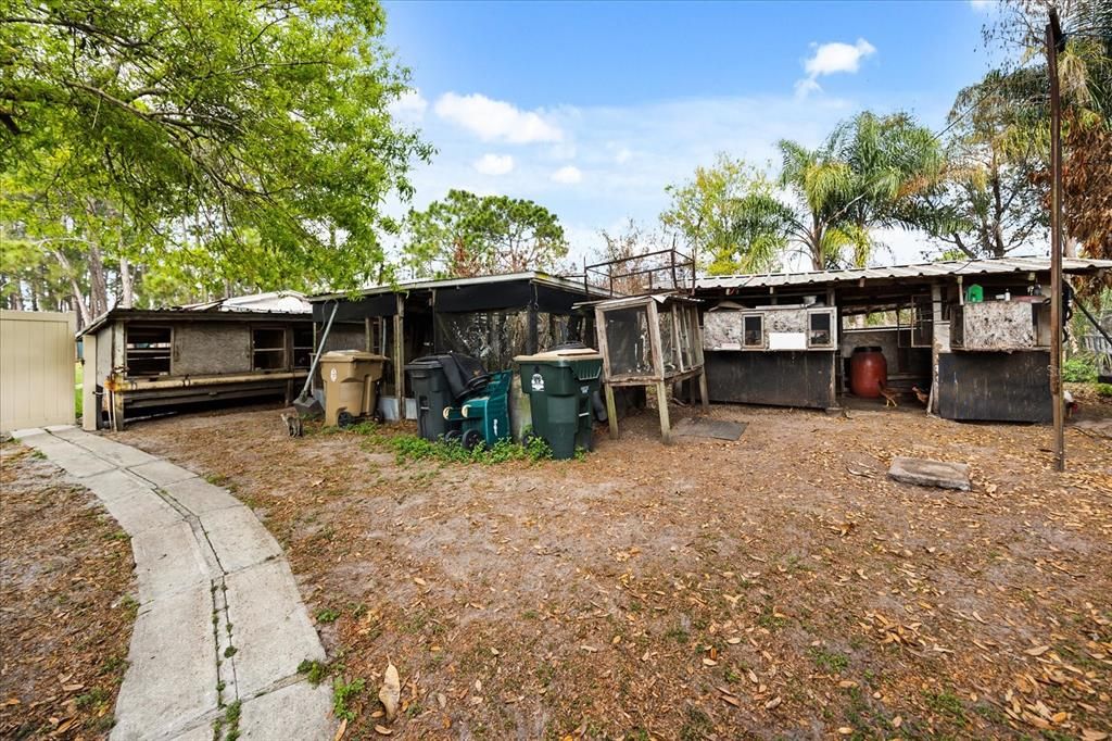 For Sale: $1,300,000 (4 beds, 3 baths, 1692 Square Feet)