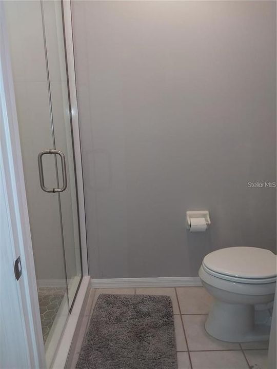 Active With Contract: $2,200 (2 beds, 2 baths, 1147 Square Feet)