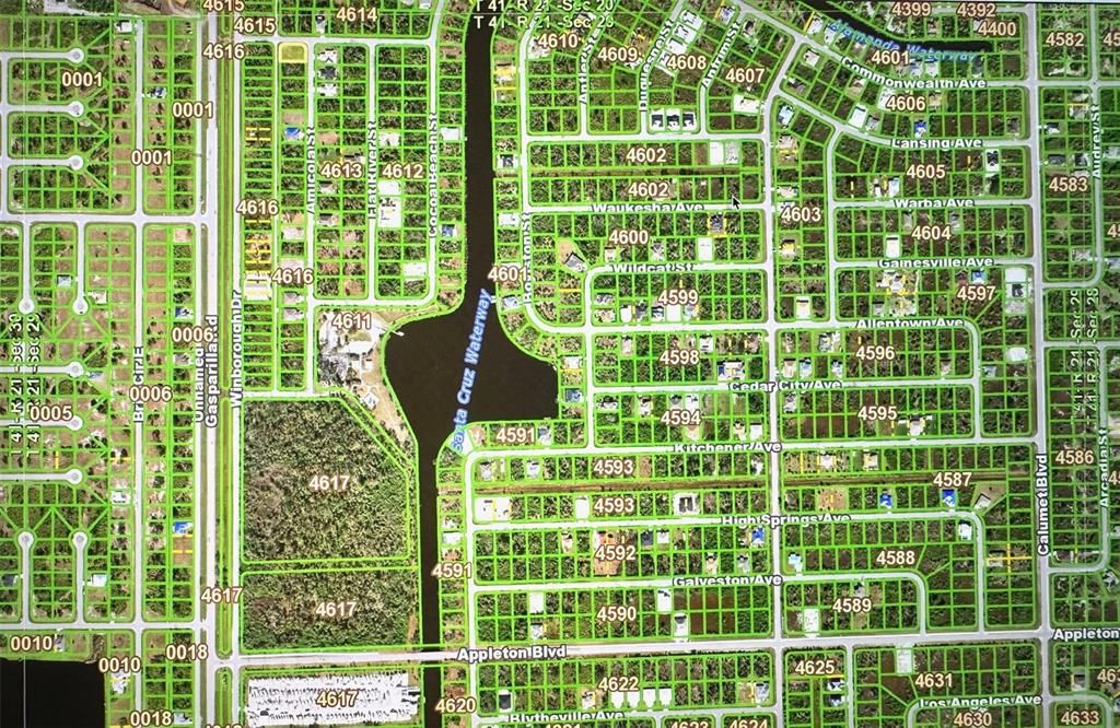 На продажу: $49,995 (0.24 acres)