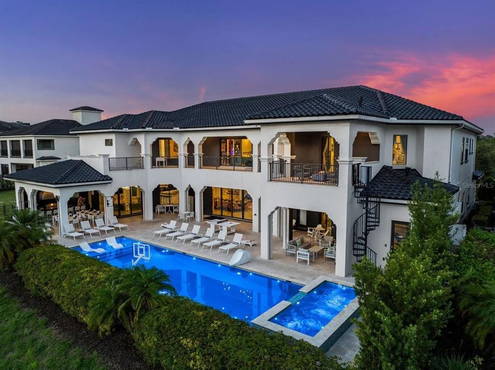 На продажу: $5,550,000 (12 спален, 12 ванн, 12987 Квадратных фут)