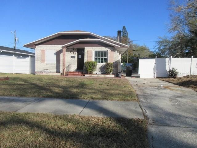 Vendido Recientemente: $255,000 (3 camas, 2 baños, 1626 Pies cuadrados)