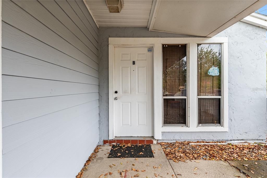 待售: $125,000 (2 贝兹, 1 浴室, 822 平方英尺)