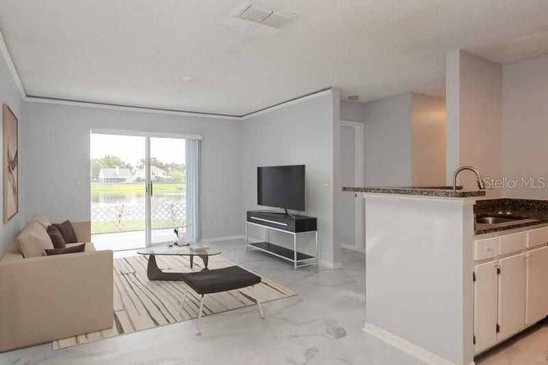 Active With Contract: $180,000 (2 beds, 2 baths, 899 Square Feet)