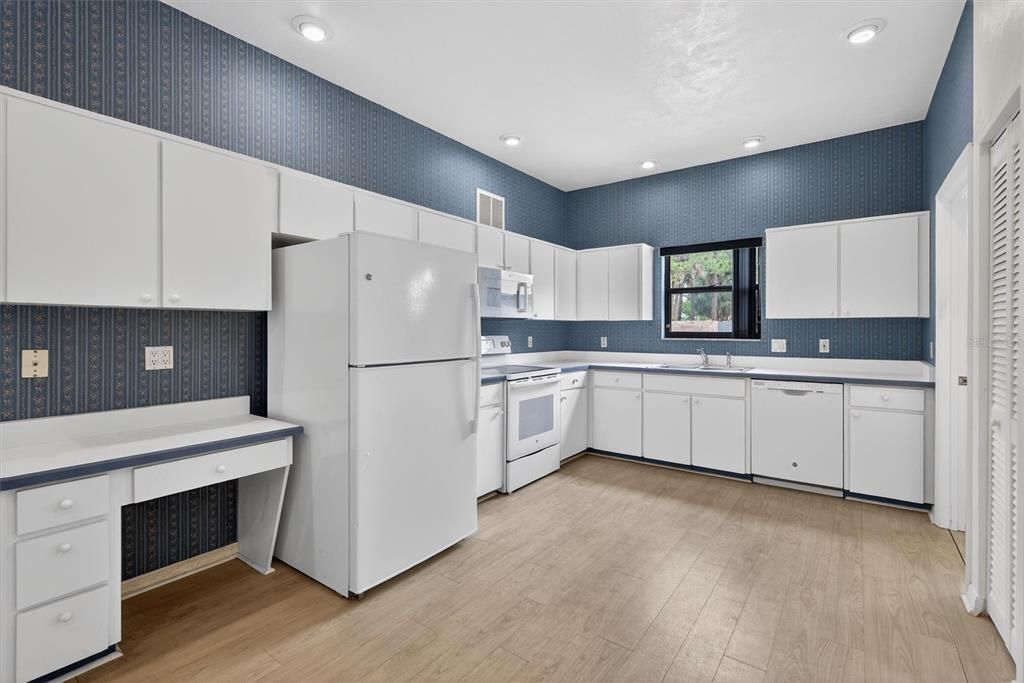 For Sale: $536,829 (4 beds, 3 baths, 2504 Square Feet)