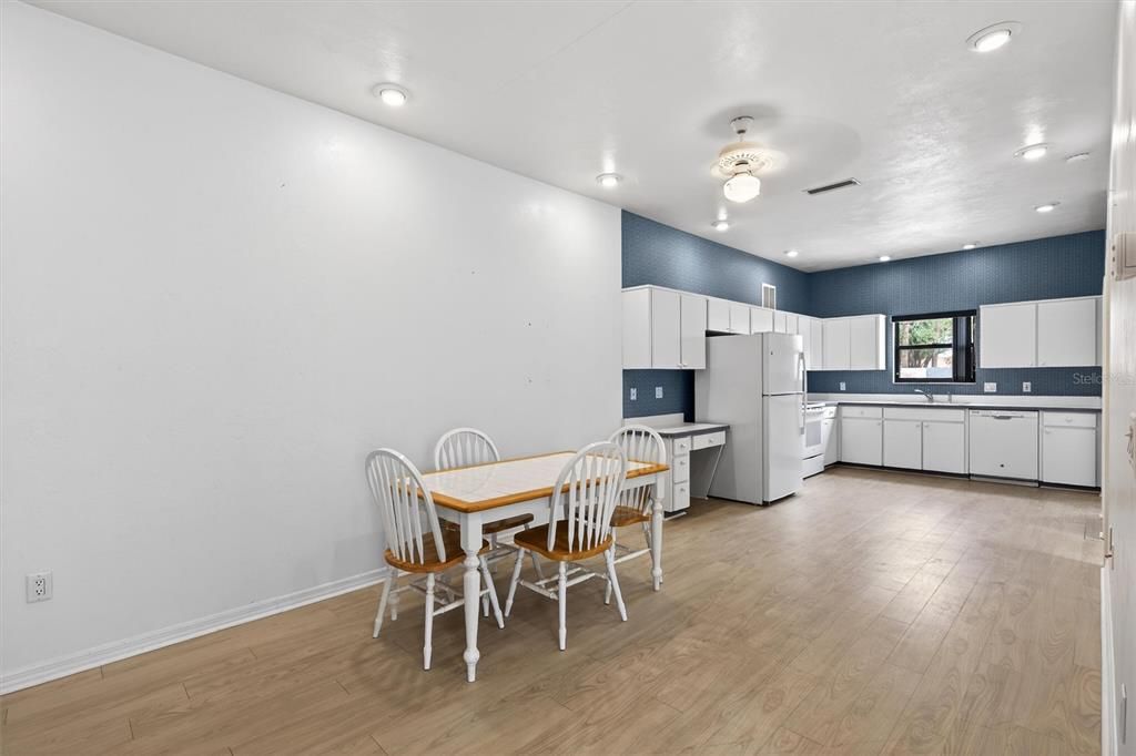 For Sale: $536,829 (4 beds, 3 baths, 2504 Square Feet)