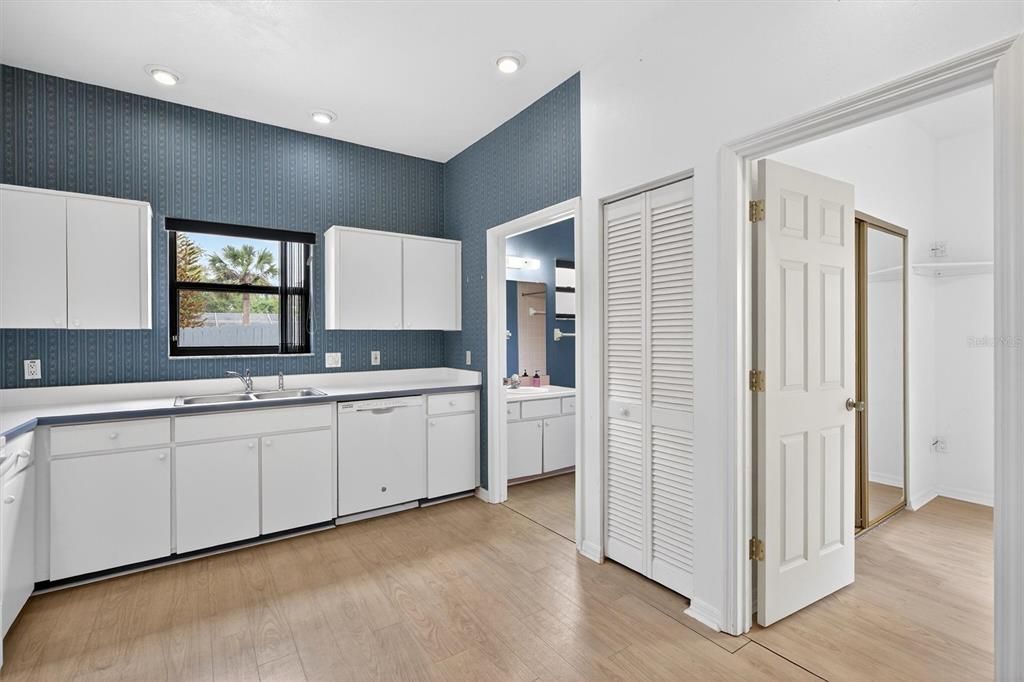 For Sale: $536,829 (4 beds, 3 baths, 2504 Square Feet)