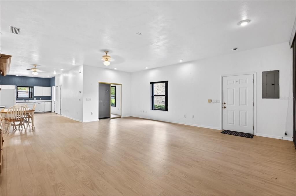 For Sale: $536,829 (4 beds, 3 baths, 2504 Square Feet)