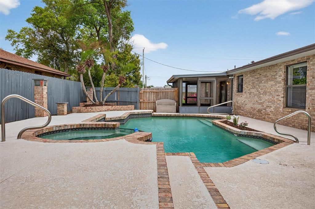 For Sale: $536,829 (4 beds, 3 baths, 2504 Square Feet)