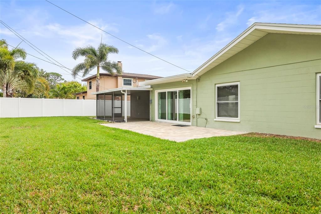 En Venta: $469,500 (3 camas, 2 baños, 1460 Pies cuadrados)