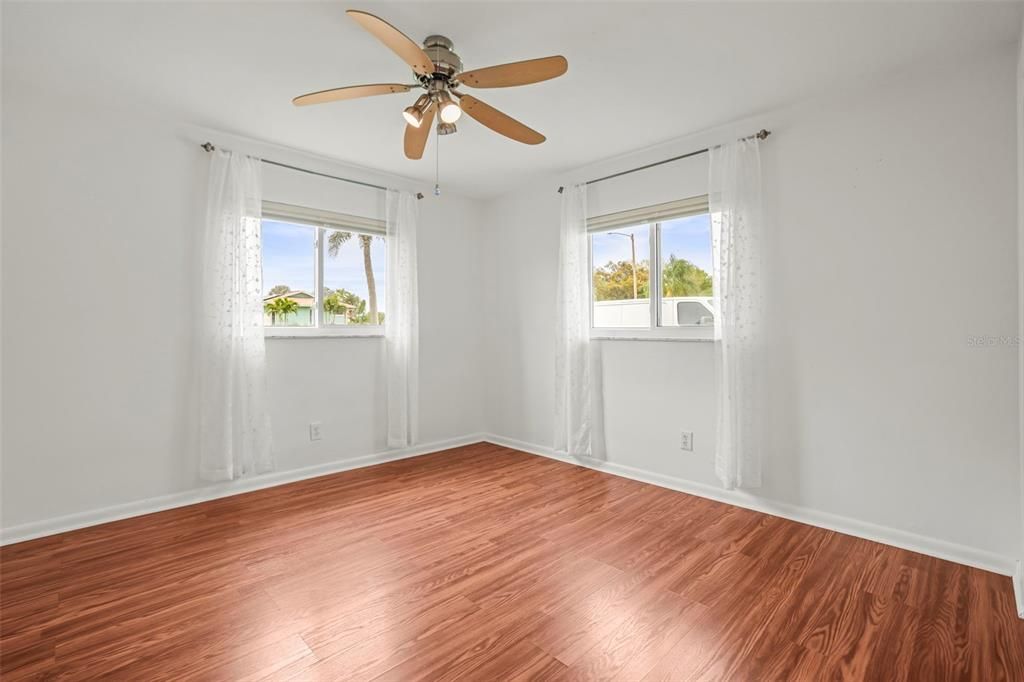 En Venta: $469,500 (3 camas, 2 baños, 1460 Pies cuadrados)