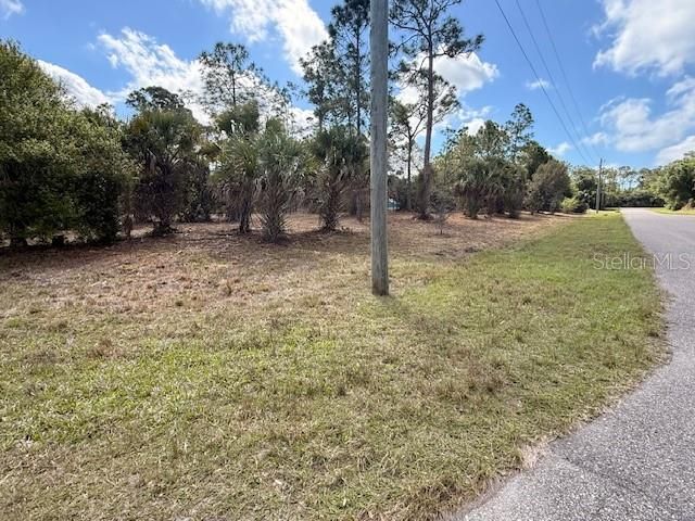 En Venta: $75,000 (1.01 acres)