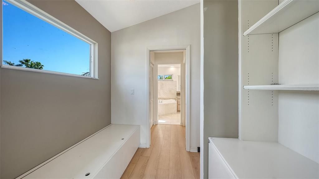 En Venta: $2,500,000 (5 camas, 4 baños, 3016 Pies cuadrados)
