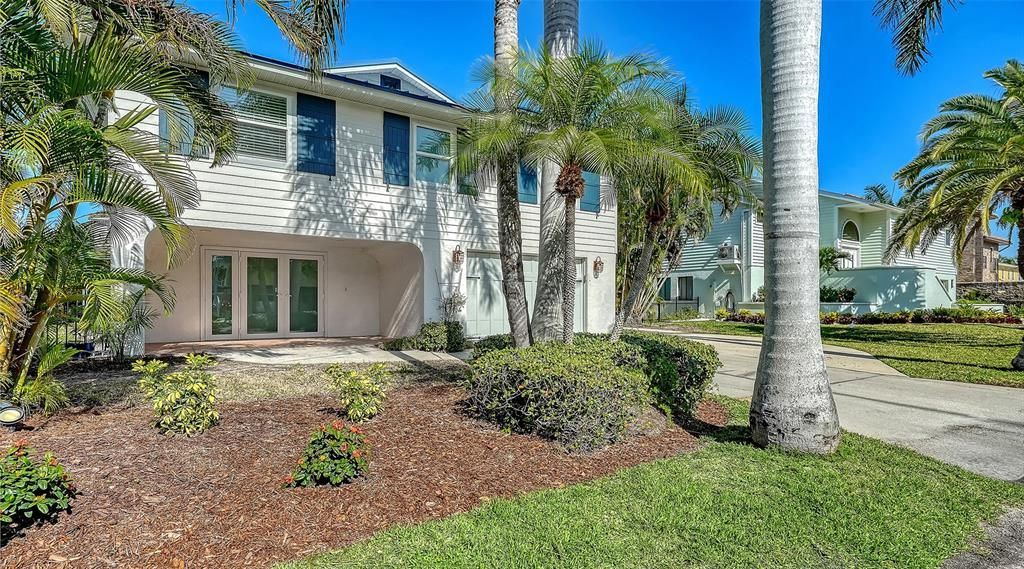 En Venta: $2,500,000 (5 camas, 4 baños, 3016 Pies cuadrados)