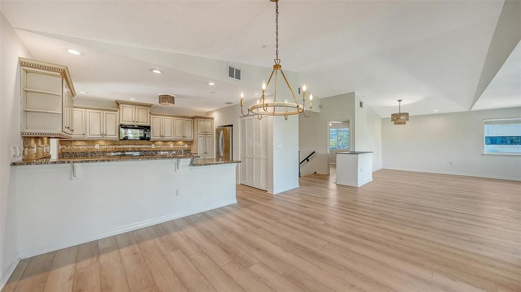 En Venta: $2,500,000 (5 camas, 4 baños, 3016 Pies cuadrados)