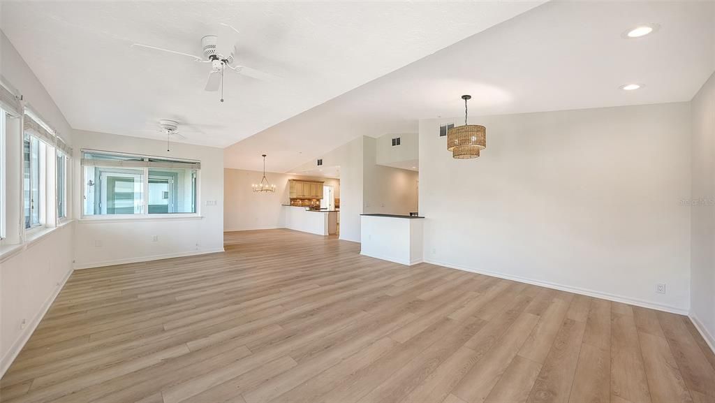 En Venta: $2,500,000 (5 camas, 4 baños, 3016 Pies cuadrados)