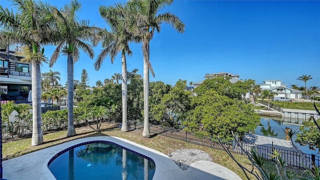 En Venta: $2,500,000 (5 camas, 4 baños, 3016 Pies cuadrados)