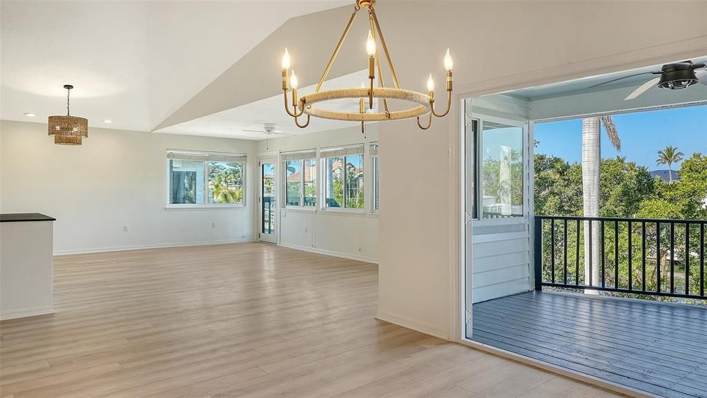 En Venta: $2,500,000 (5 camas, 4 baños, 3016 Pies cuadrados)