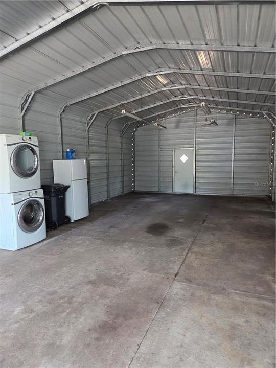 For Sale: $224,900 (2 beds, 1 baths, 552 Square Feet)