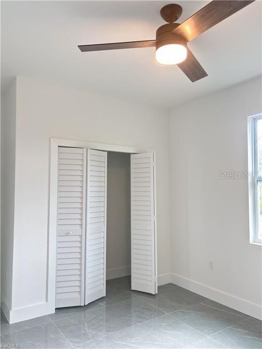 Activo con contrato: $299,900 (3 camas, 2 baños, 1406 Pies cuadrados)