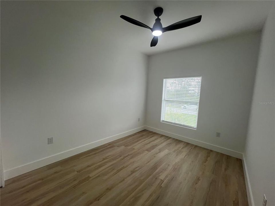 В аренду: $1,775 (3 спален, 2 ванн, 1202 Квадратных фут)