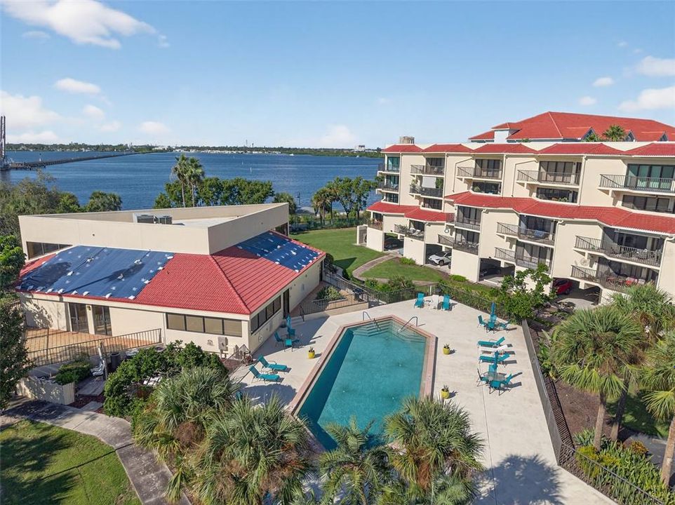 En Renta: $2,400 (2 camas, 2 baños, 1009 Pies cuadrados)