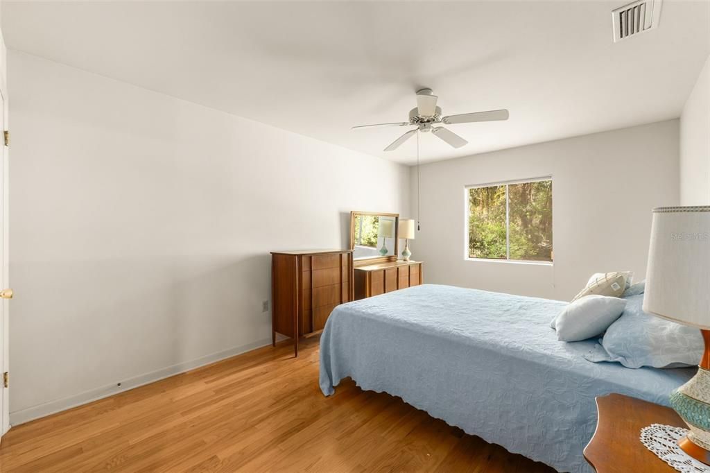 На продажу: $599,900 (3 спален, 2 ванн, 2286 Квадратных фут)