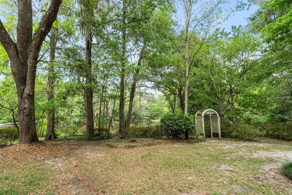 На продажу: $599,900 (3 спален, 2 ванн, 2286 Квадратных фут)