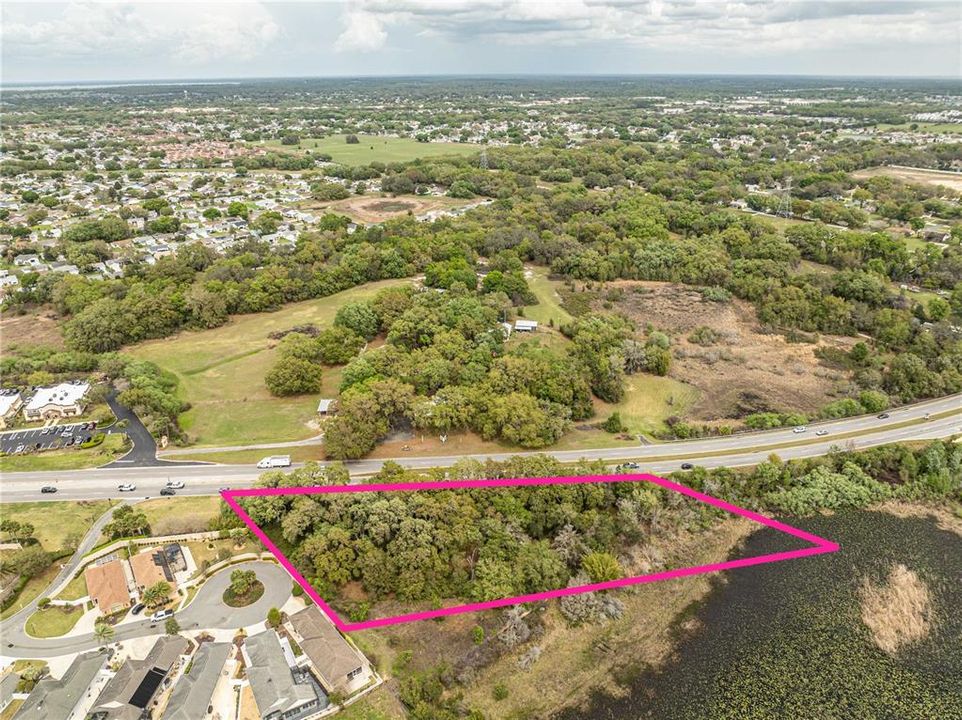 待售: $449,900 (1.99 acres)