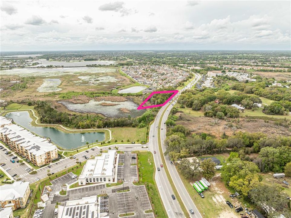 待售: $449,900 (1.99 acres)