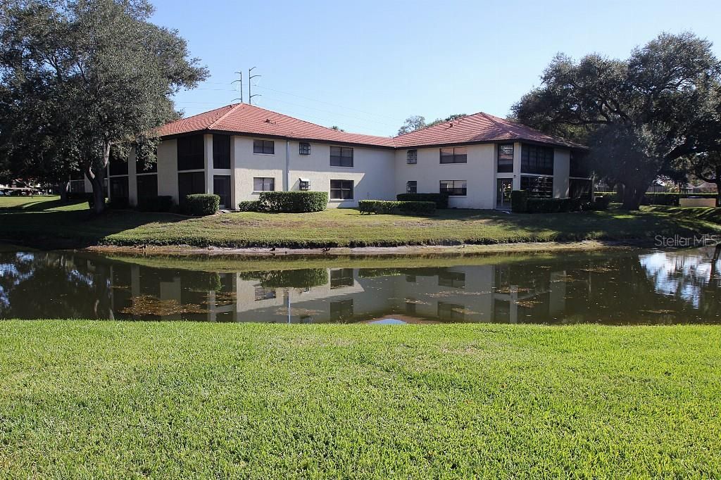 Active With Contract: $165,000 (1 beds, 1 baths, 645 Square Feet)