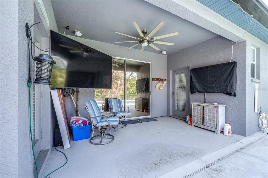 Activo con contrato: $535,000 (4 camas, 3 baños, 2226 Pies cuadrados)