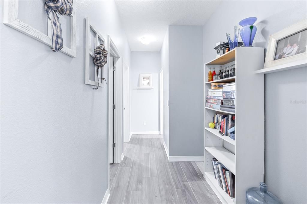 Activo con contrato: $535,000 (4 camas, 3 baños, 2226 Pies cuadrados)