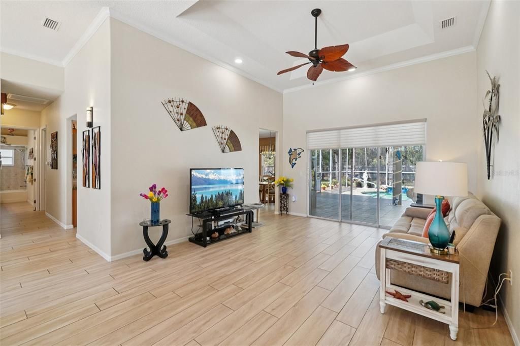 For Sale: $775,000 (3 beds, 3 baths, 2863 Square Feet)