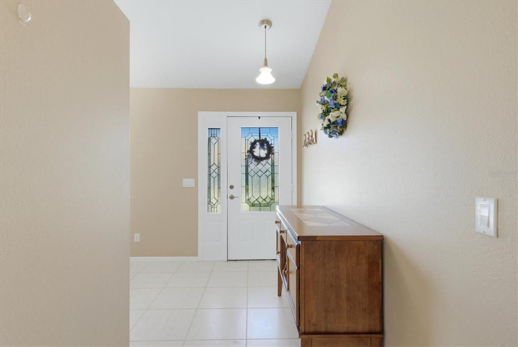Active With Contract: $229,900 (2 beds, 2 baths, 1209 Square Feet)