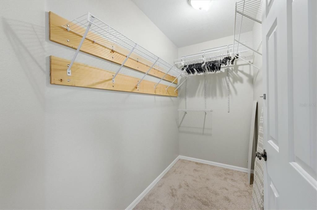 Active With Contract: $229,900 (2 beds, 2 baths, 1209 Square Feet)