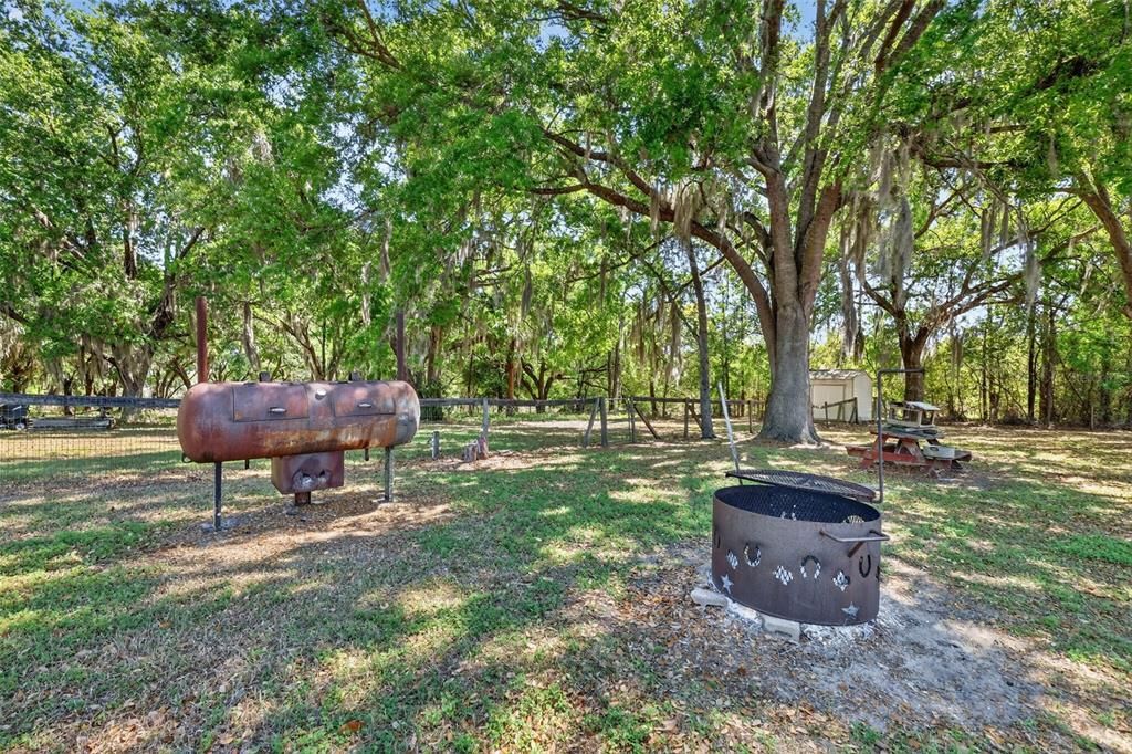 En Venta: $675,000 (5 camas, 2 baños, 2381 Pies cuadrados)