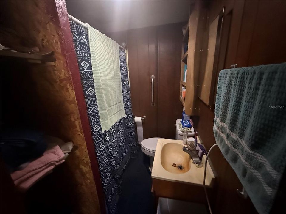 Activo con contrato: $150,000 (3 camas, 2 baños, 864 Pies cuadrados)