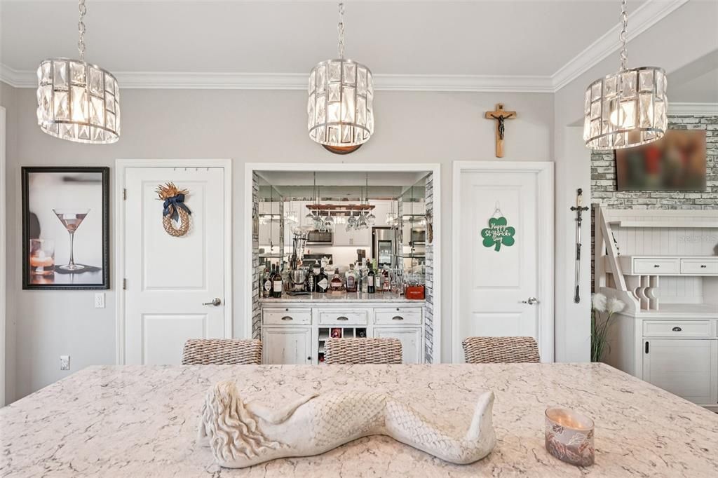 Active With Contract: $400,000 (2 beds, 2 baths, 1916 Square Feet)