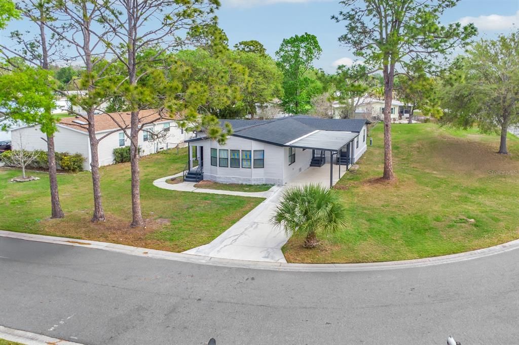 Active With Contract: $269,900 (4 beds, 2 baths, 1951 Square Feet)