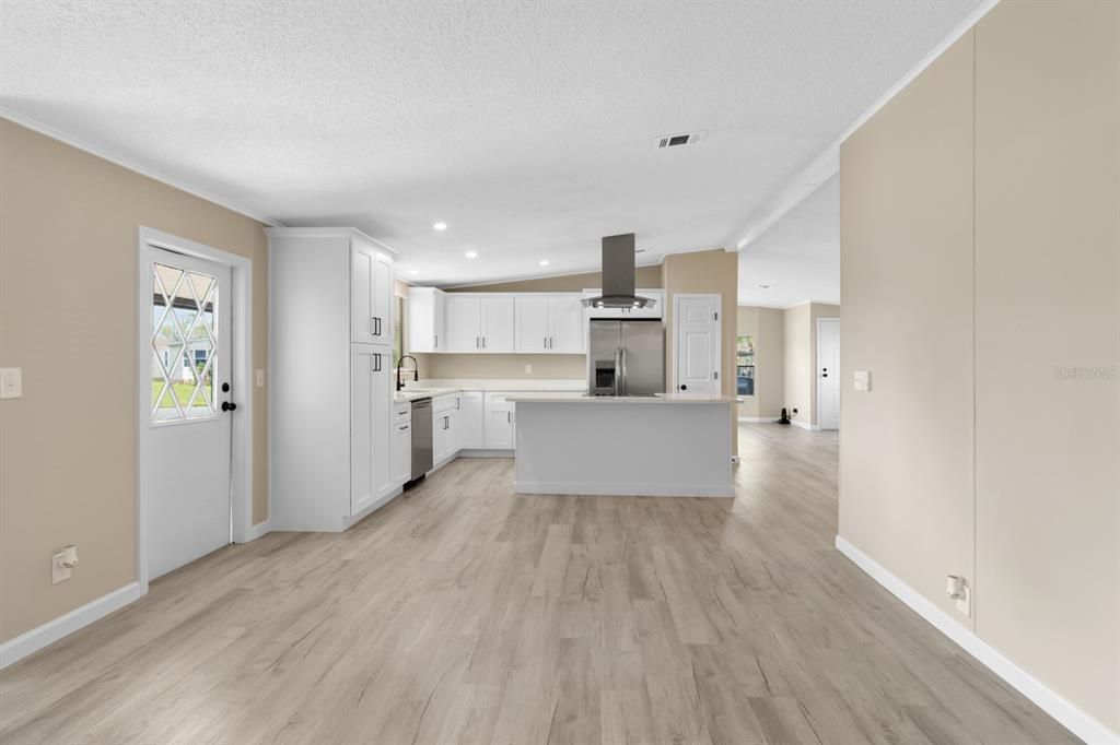 Active With Contract: $269,900 (4 beds, 2 baths, 1951 Square Feet)