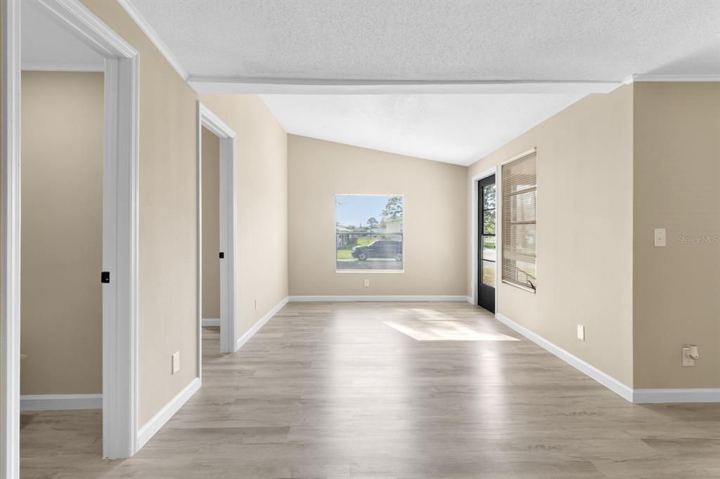 Active With Contract: $269,900 (4 beds, 2 baths, 1951 Square Feet)