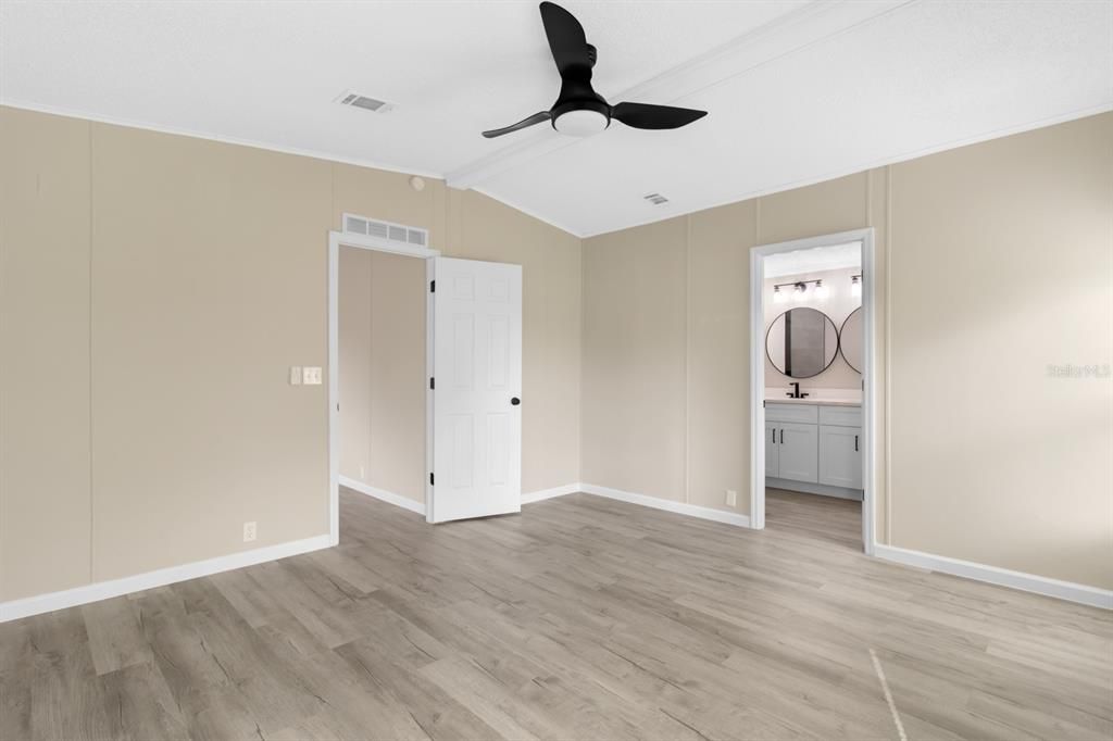 Active With Contract: $269,900 (4 beds, 2 baths, 1951 Square Feet)