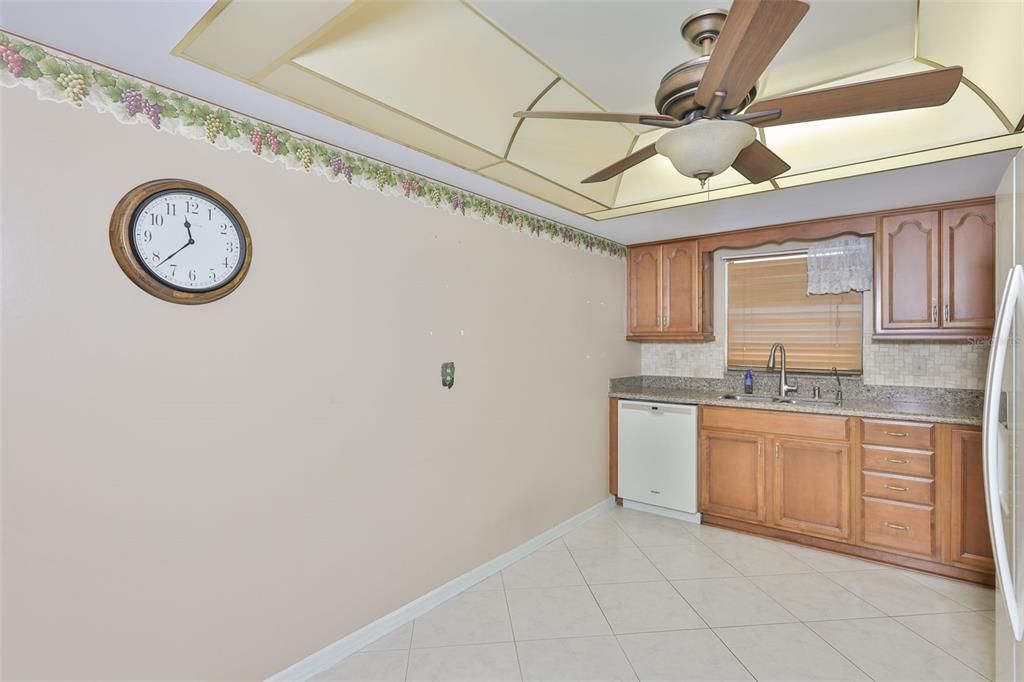 Activo con contrato: $154,999 (2 camas, 2 baños, 1286 Pies cuadrados)