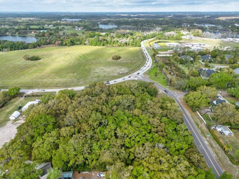 待售: $1,800,000 (2.91 acres)