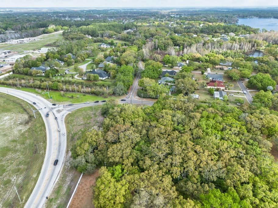 待售: $1,800,000 (2.91 acres)