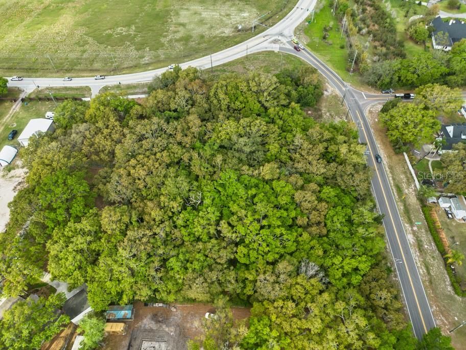 待售: $1,800,000 (2.91 acres)